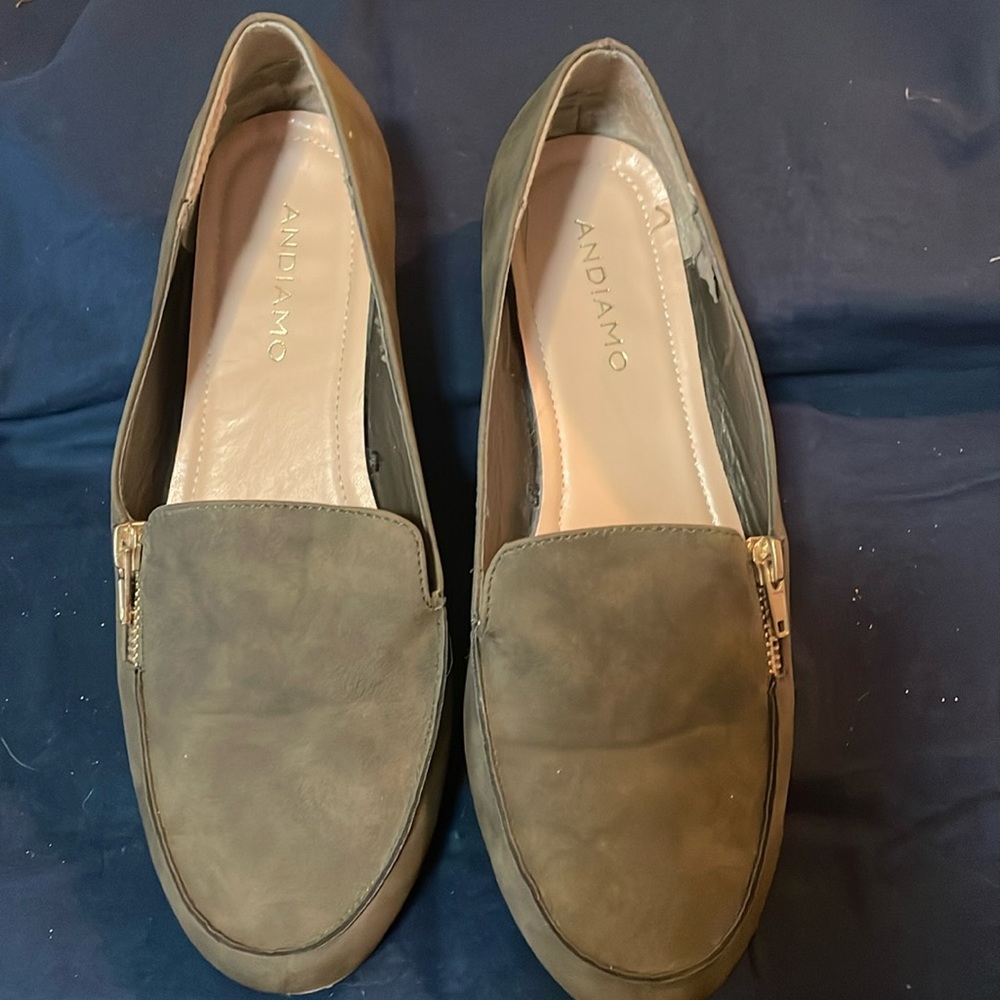Andiamo Olive Green flats.